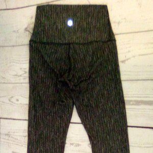 Lululemon Leggings White/Black Size 6